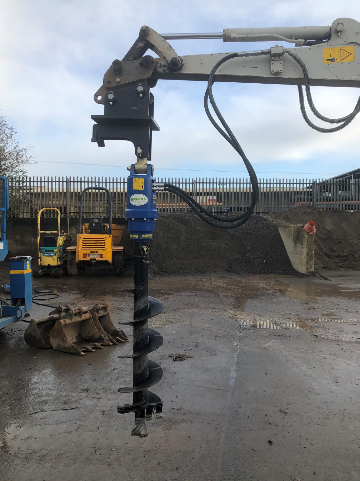 Auger (earth drill) Pierce Hire